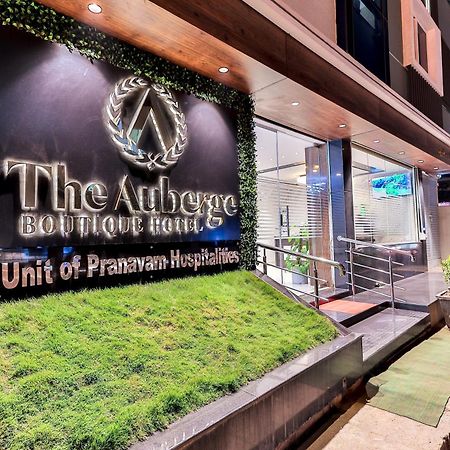 The Auberge Boutique Hotel - Manyata Tech Park Бангалор Екстериор снимка