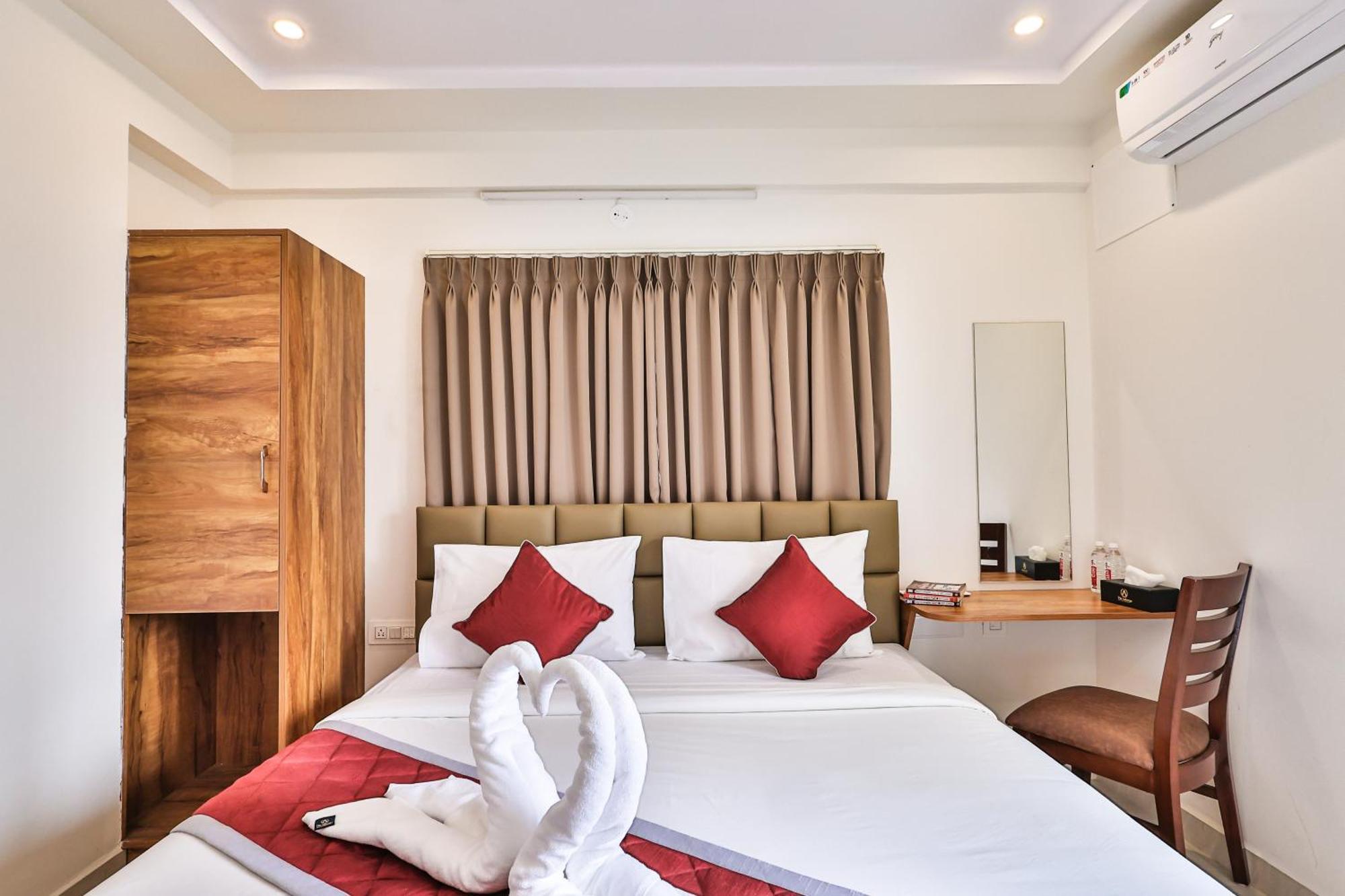 The Auberge Boutique Hotel - Manyata Tech Park Бангалор Екстериор снимка