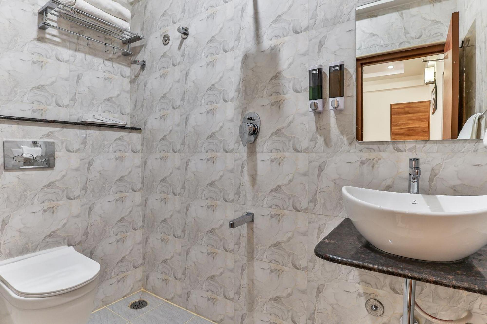The Auberge Boutique Hotel - Manyata Tech Park Бангалор Екстериор снимка