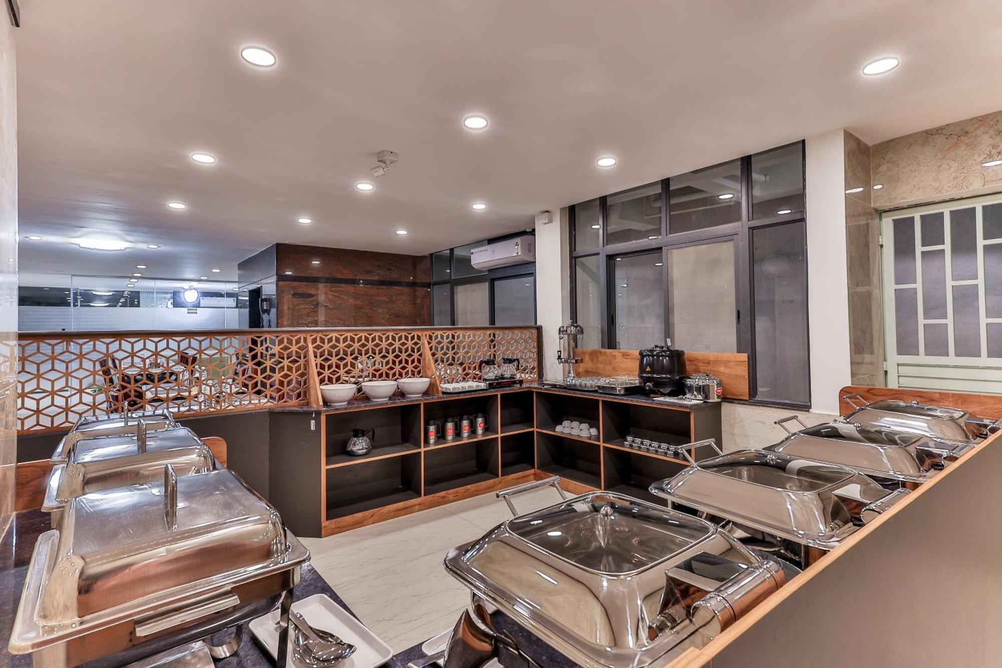 The Auberge Boutique Hotel - Manyata Tech Park Бангалор Екстериор снимка